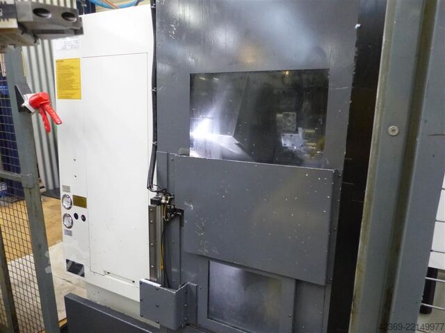 Centro de torneamento e fresagem CNC NAKAMURA TOME WT 100 MM / Robot Loading