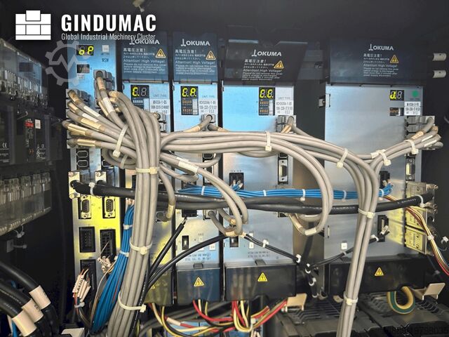 Máquina de torneamento horizontal Okuma LB 3000 MY