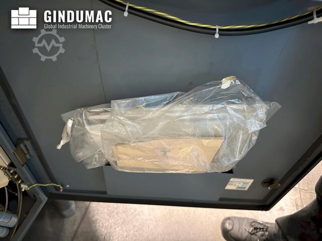 Máquina de torneamento horizontal Okuma LB 3000 MY