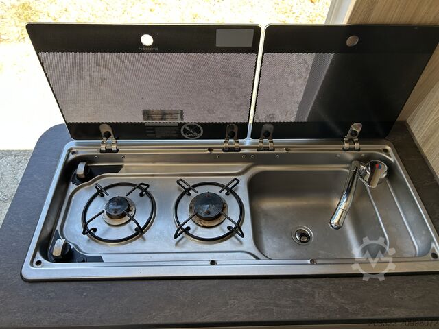 Caravana/autocaravana Fiat Weinsberg Carabus 600 K | 4 Posti Letto | Completamente Attrezzato