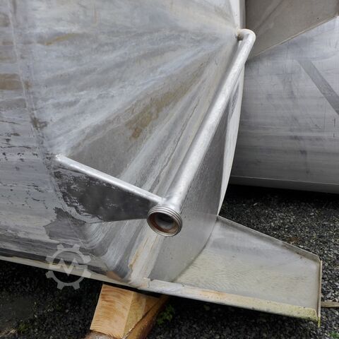 V2A স্টেইনলেস স্টিলের ৫৫০০ লিটার খাদ্য-উপযোগী ট্যাঙ্ক  9309