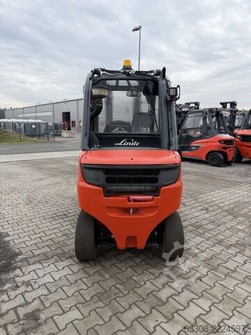 डीजल फोर्कलिफ्ट्स Linde H30D-02
