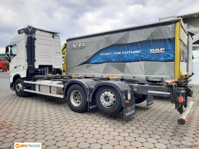 Truck chassis VOLVO FH 460 6X2 Globe VEB+ 2 x Tank
