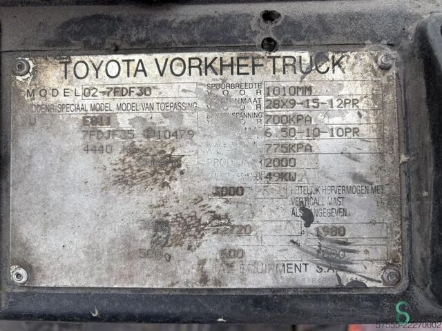 Empilhador Toyota 02-7 FDF 30