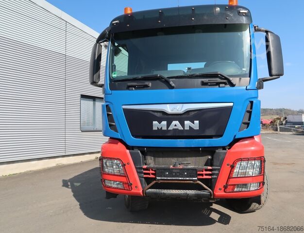 Njësia standarde e traktorit MAN TGS 18.480 4x4 BLS