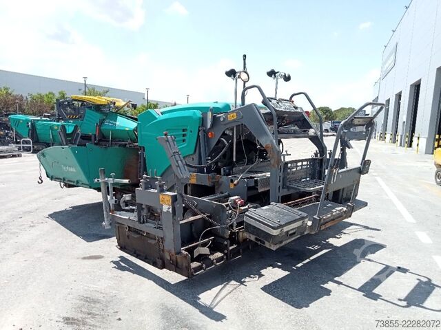 Mesin penghampar aspal Vögele Super 700i