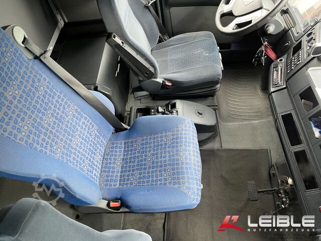 Kastes kravas automašīna MAN TGA 26.430*BDF*Fahrschule*Euro4*Intarder*