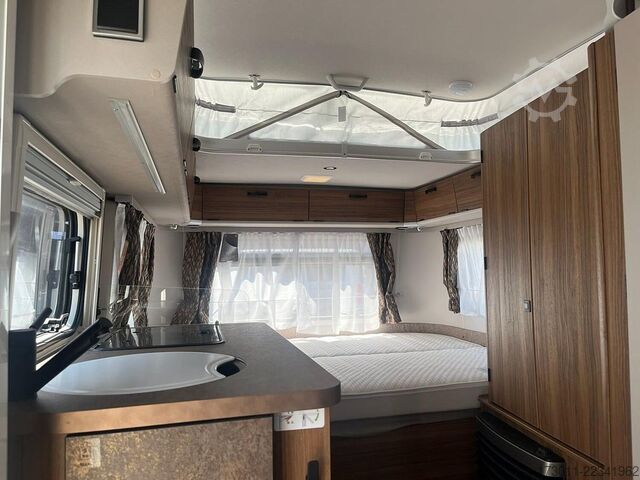 Wohnwagen HYMER/ERIBA Touring 530 - Design- u. Komfortpaket