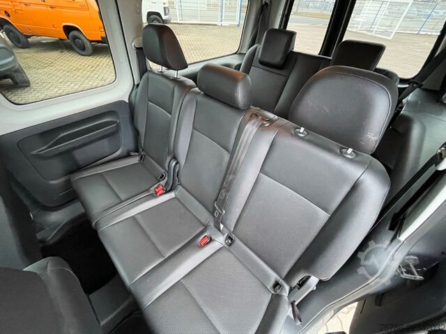 Minibus VOLKSWAGEN Caddy Maxi Trendline/ 7 Sitze/ AC/ AHK/ Hecktür