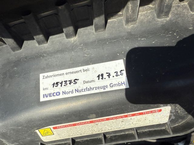 Transporter mit Koffer FIAT Ducato Koffer LBW 750kg