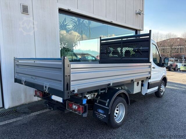 Furgón volquete Ford Transit 350 Ribaltabile con Gancio Traino