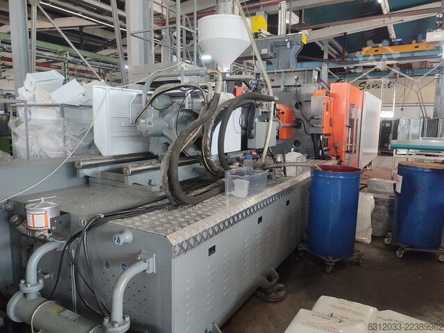 Makinë për formim me injeksion CHEN HSONG JM800-MK6
