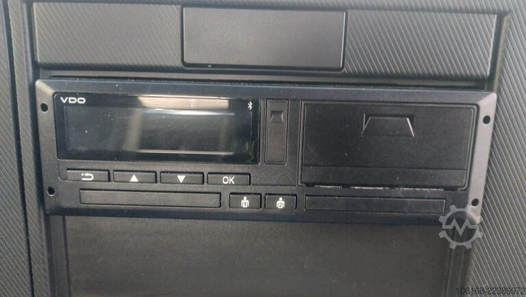  Isuzu M30H 150 PS Abrollkipper