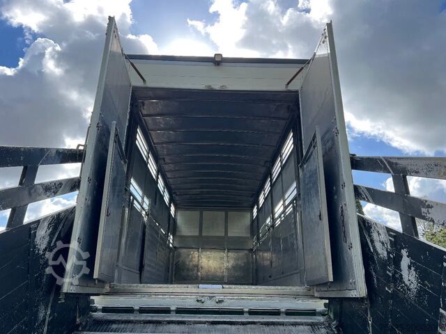 牛群运输 Volvo FH 13.540 Globe XL 6x2/4 IRMA Livestock