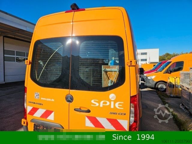 Hög tak skåpbil MERCEDES-BENZ Sprinter 316 CDI RWD L2H2 Sortimo MBUX KAMERA