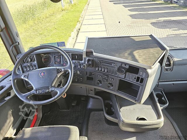 冷藏/冷冻运输 SCANIA R410 6X2*4 RET. CHEREAU