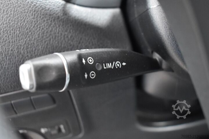 ون پَنِل MERCEDES-BENZ Vito Kasten 116 CDI 4x4 lang Autom. Navi PDC