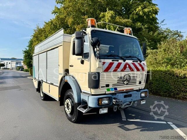 Пожарна кола Mercedes-Benz SK 1222 V6 / 4x4 / Seilwinde / 35.000Tkm