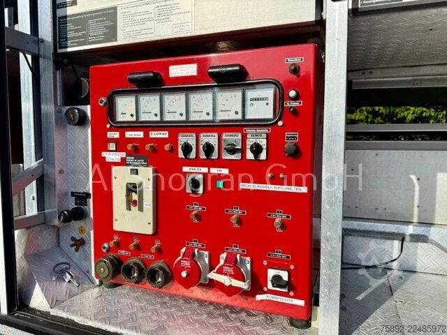 Camión de bomberos Mercedes-Benz SK 1222 V6/ 4x4/Seilwinde/35.000Tkm/Oldtimer