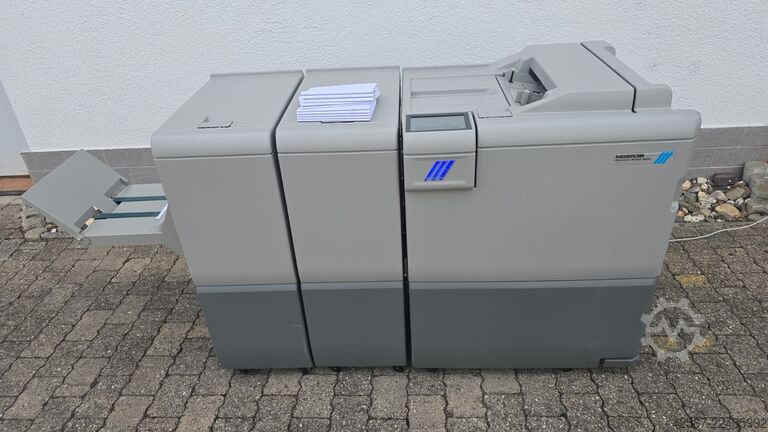 Sistema de acabamento de documentos Plockmatic PBM500
