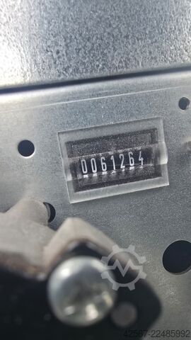 Sistema de acabamento de documentos Plockmatic PBM500