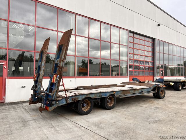 Naczepa niskopodwoziowa Müller Mitteltal T3  3 Achs Tieflader mit ABS