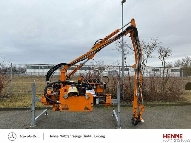 Utilaj agricol Mulag Frontauslegermähgerät FME 600