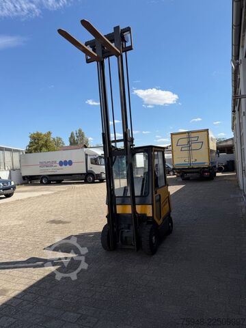 Фронтальний навантажувач вилковий JUNGHEINRICH DFG 160-379 ZT Diesel 4-Zylinder
