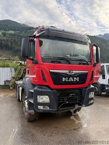 Camión de carga pesada MAN TGS 33.500 Retarder 6x4