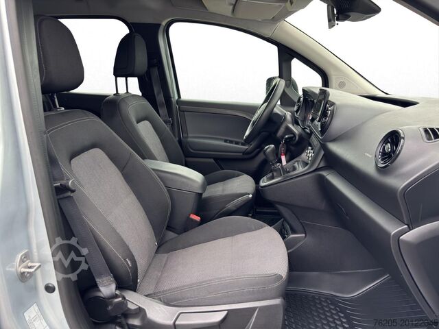 Minibusz Mercedes-Benz Citan 110 Tourer Pro  Navi PDC KAM SHZ KlimaA