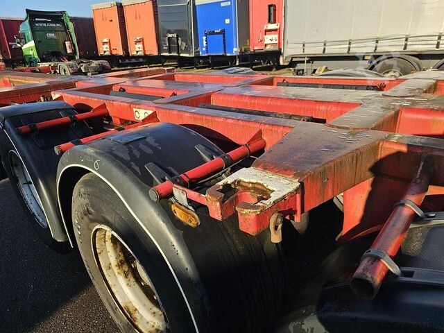 Transport von Containern D-TEC FT-43-03V / Multi chassis all connections / ror...