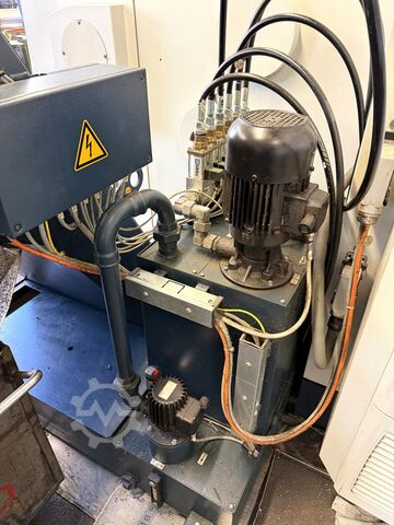 CNC beygja og fræsa miðstöð SPINNER TTS 65 DUPLEX