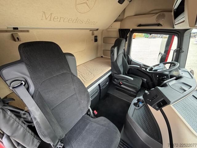 Unit traktor standar  Actros 1851 LS