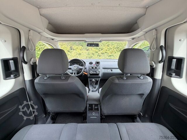 Minibus VW Caddy Maxi 1.6 Tdi 5 Sitze Rollstuhlrampe Klima