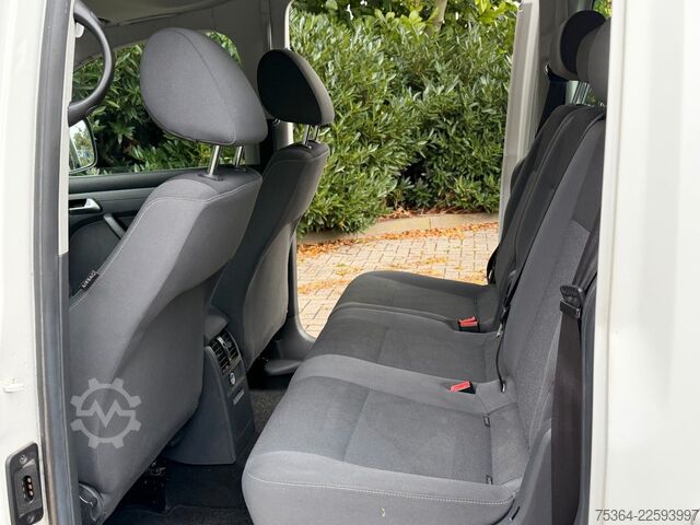 Minibus VW Caddy Maxi 1.6 Tdi 5 Sitze Rollstuhlrampe Klima