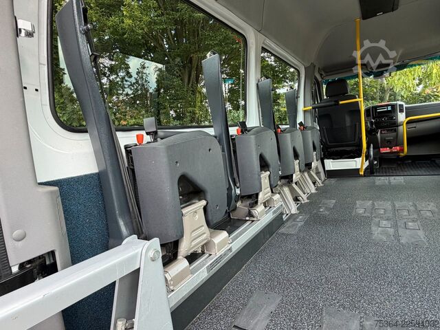 মিনিবাস MERCEDES-BENZ Sprinter 313 Cdi L2H2 Flex-i-Trans 9 Sitze+Lift