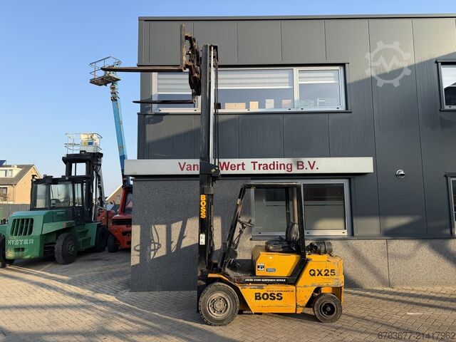 Gaffeltruck STEINBOCK BOSS QX25D duplo395 GAFELSPRIDARE 1992 DIESEL STEINBOCK QX25D duplo395 sideshift 1992 DIESEL