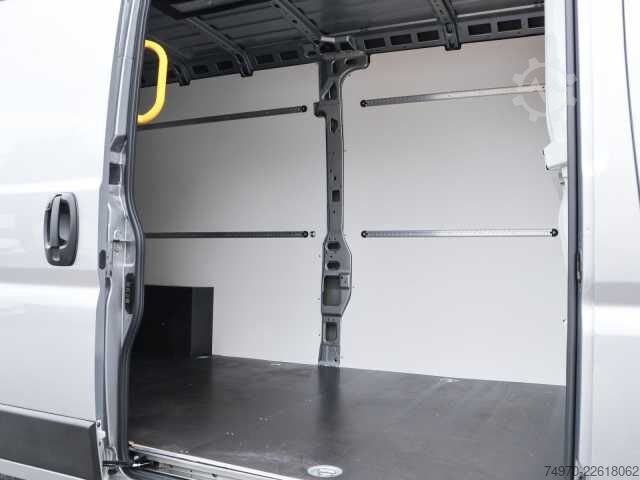 รถตู้ตู้ทึบ Iveco E SuperJolly J35F20EV