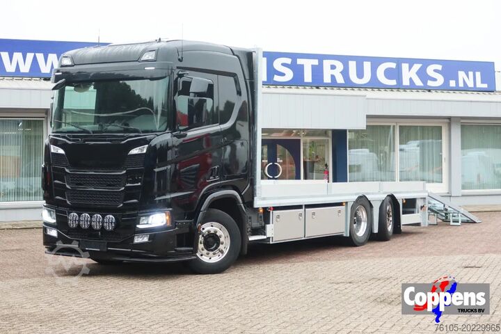 Auto transporteri Scania R 500 6x2 Blackline Machine transporter