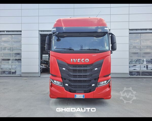 Standard tractor unit IVECO TRATTORE STRADALE IVECO S-WAY 480 CON ADR