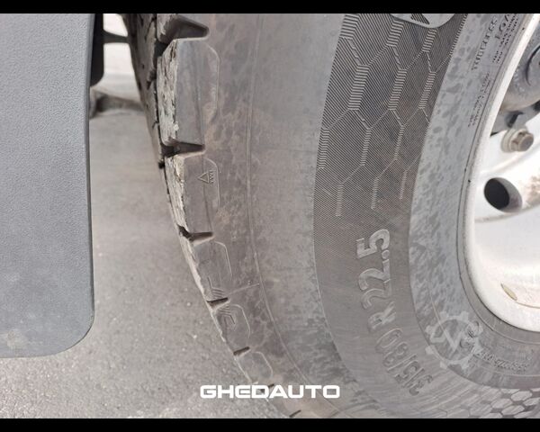 Standard tractor unit IVECO TRATTORE STRADALE IVECO S-WAY 480 CON ADR