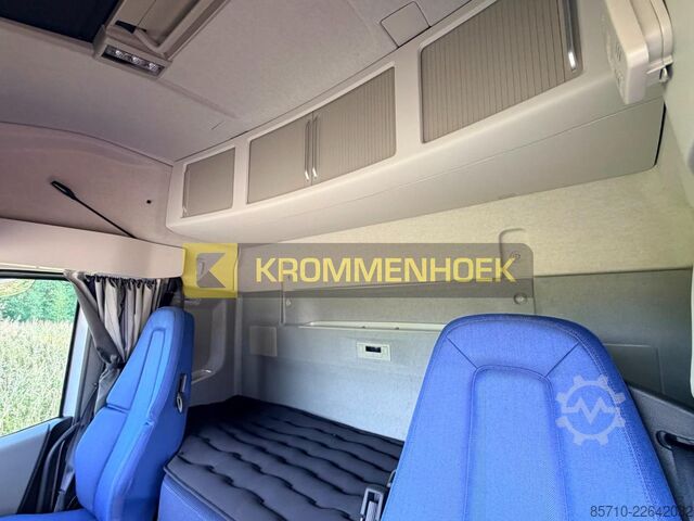 Autotransporter Volvo FH 500 8x2 Machine transporter | Nieuw