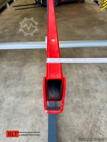  ca. 4 lfm. Kragarmregal H: 400cm ,Fuß +3 650 kg Belastung pro Arm , Langgutregal