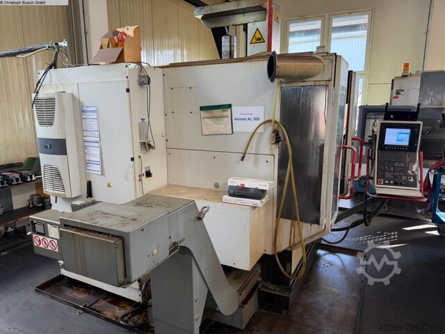Pusat pemesinan HERMLE 800 U