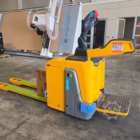 Automatic pallet truck Jungheinrich ERE 120