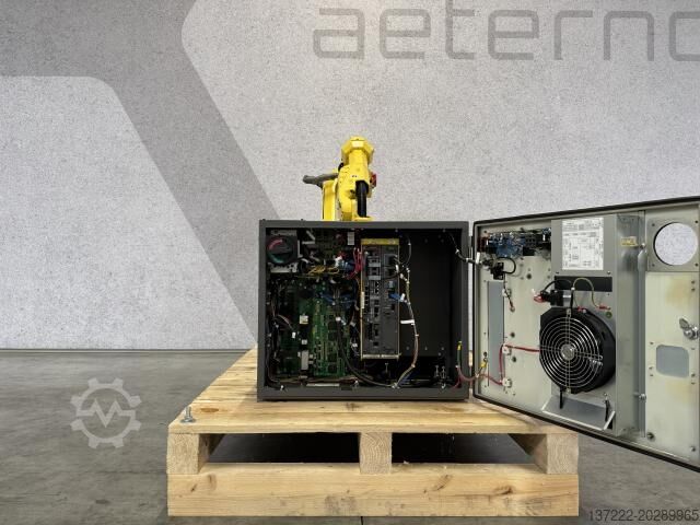 Robot recondiționat cu garanție de 1 an FANUC M-10iA/7L
