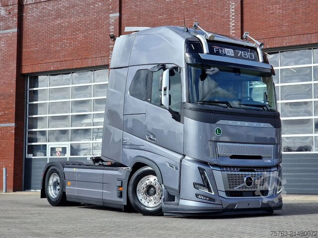Estándar-SZM Volvo 780 FH 16 XXL -full spec - retarder - full air ...