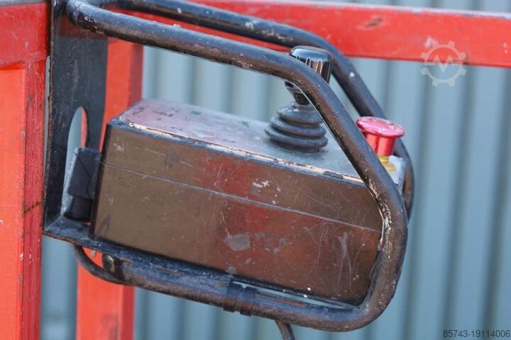 Podnośnik nożycowy Holland Lift Ecostar HL-9714 Electric, 12m Working Height, 325k