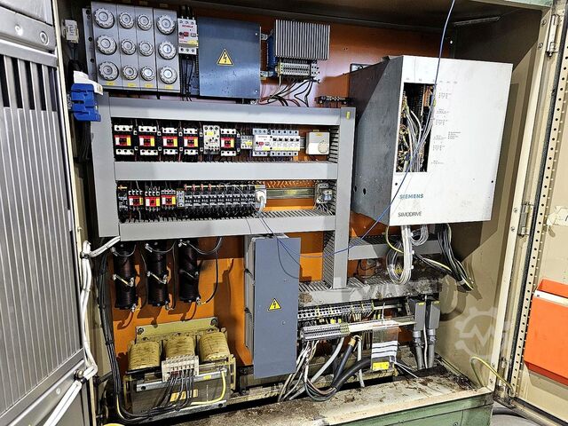 Mesin penggilingan Heckert FQW 560 TNC