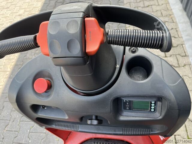 Tow Tractor Linde P30